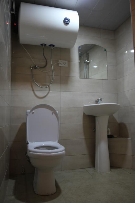 Guest House Chuta In Lagami Местия Экстерьер фото